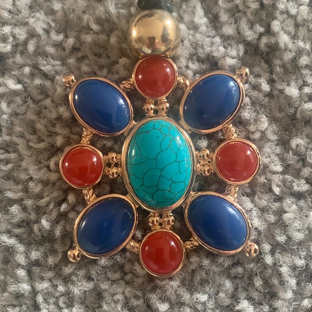 Nwot necklace 18.5 inches